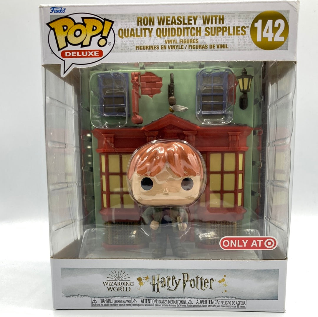Funko POP!- Harry Potter #142 Ron Weasley with Quality Quidditch Supplies