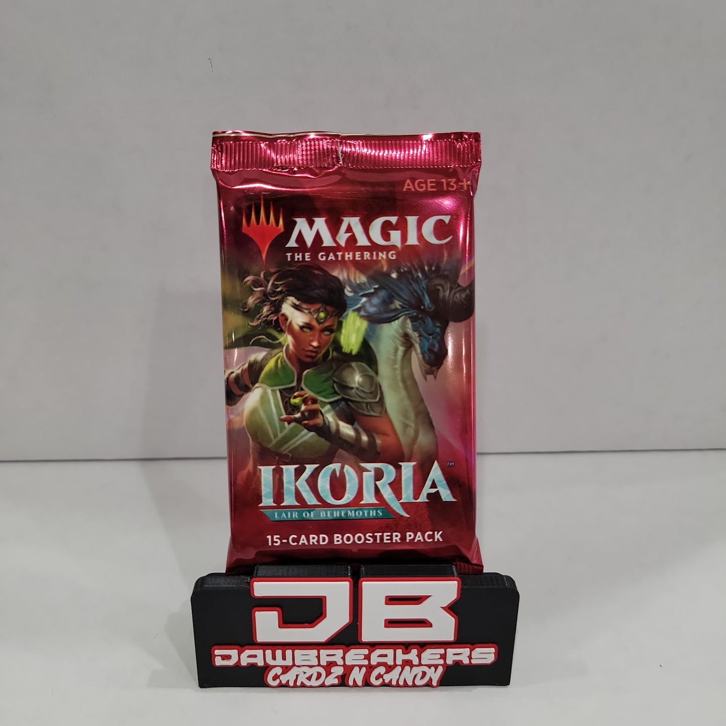 Magic The Gathering - MTG - Ikoria - Lair of Behemoths - Booster Pack