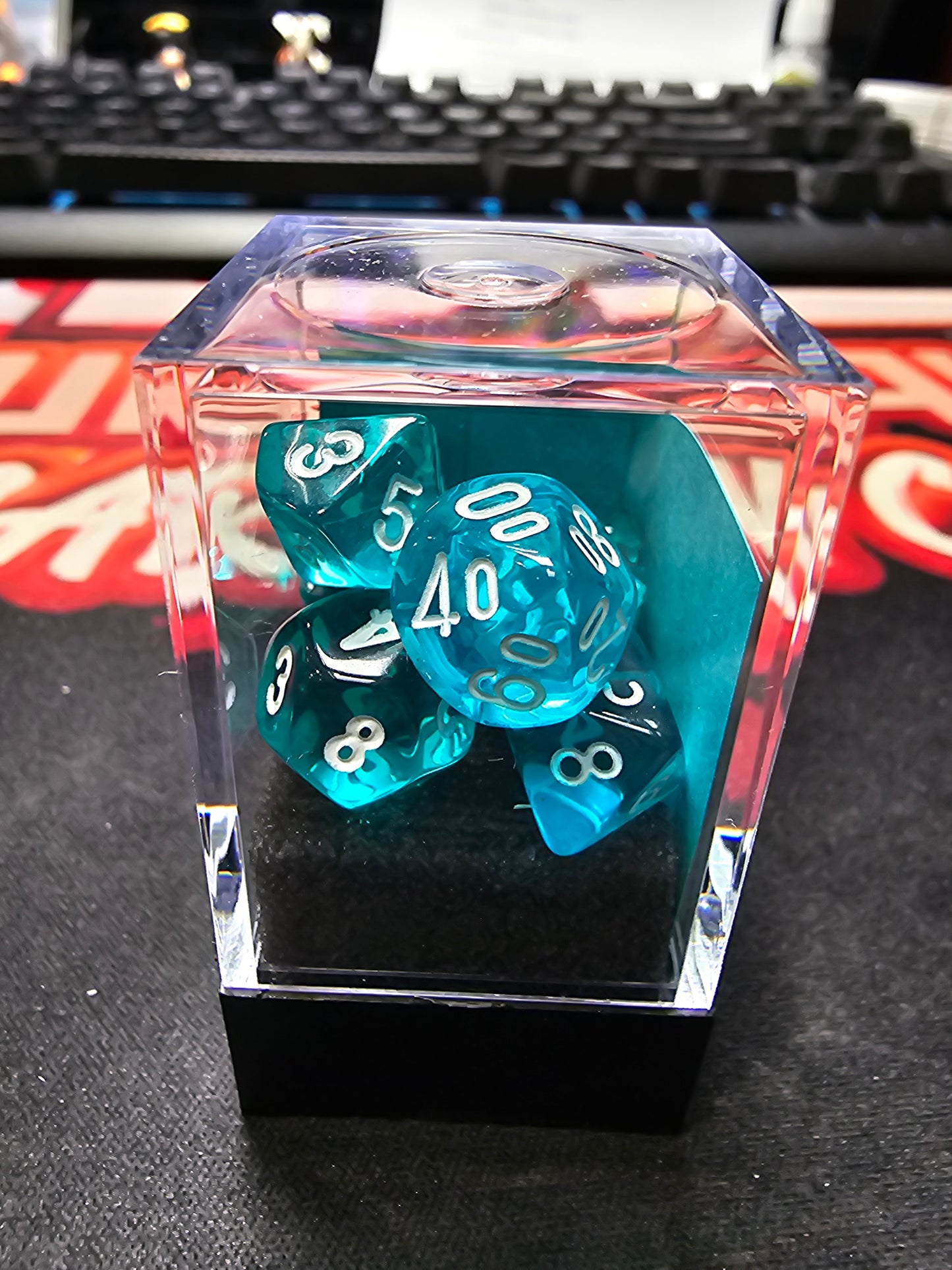 Chessex Mini Hedral 7 Die Set Translucent Teal/White